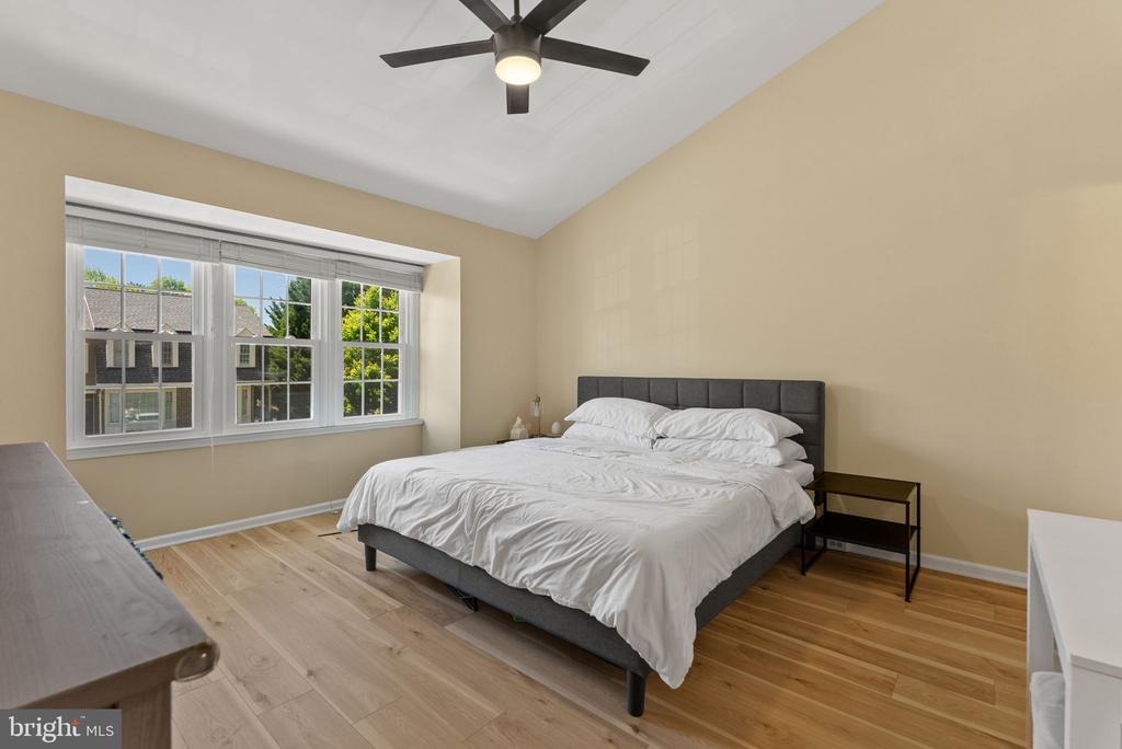 17 HICKORY HILL COURT