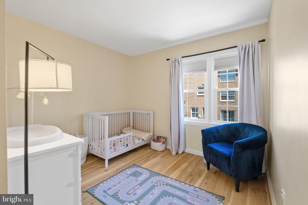 17 HICKORY HILL COURT