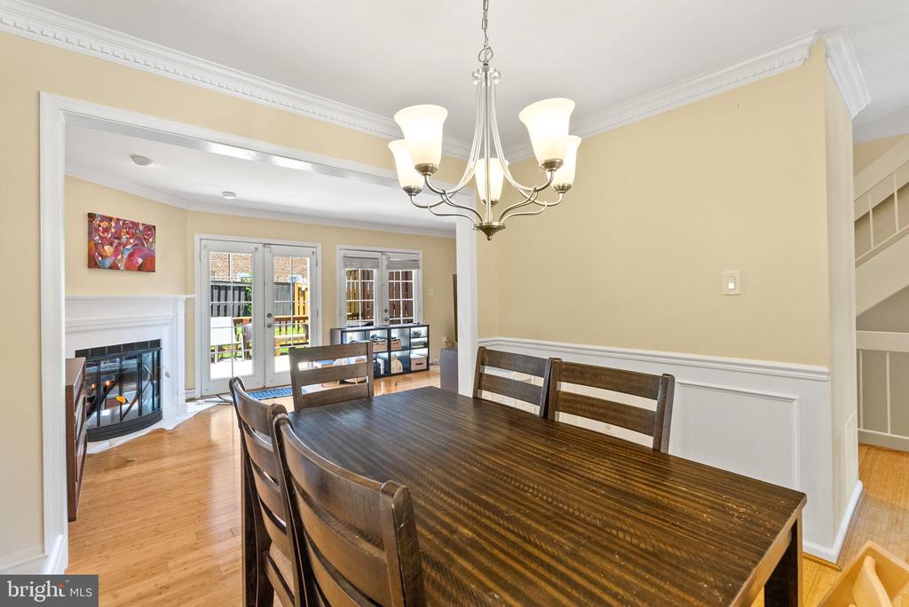 17 HICKORY HILL COURT