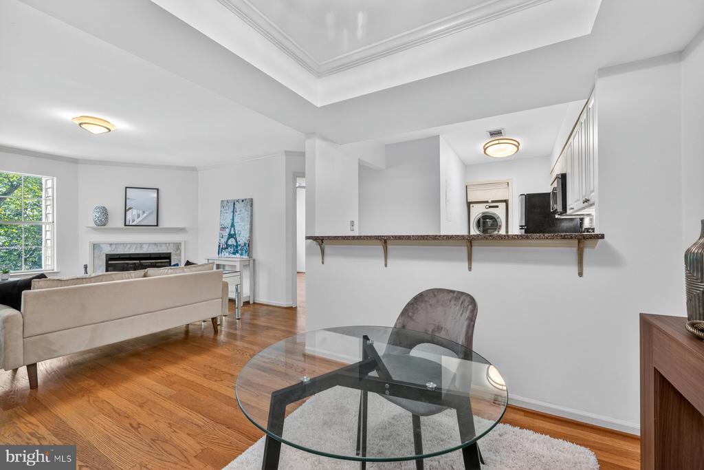 5818 INMAN PARK CIRCLE Unit: 210
