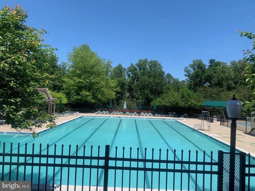 5818 INMAN PARK CIRCLE Unit: 210