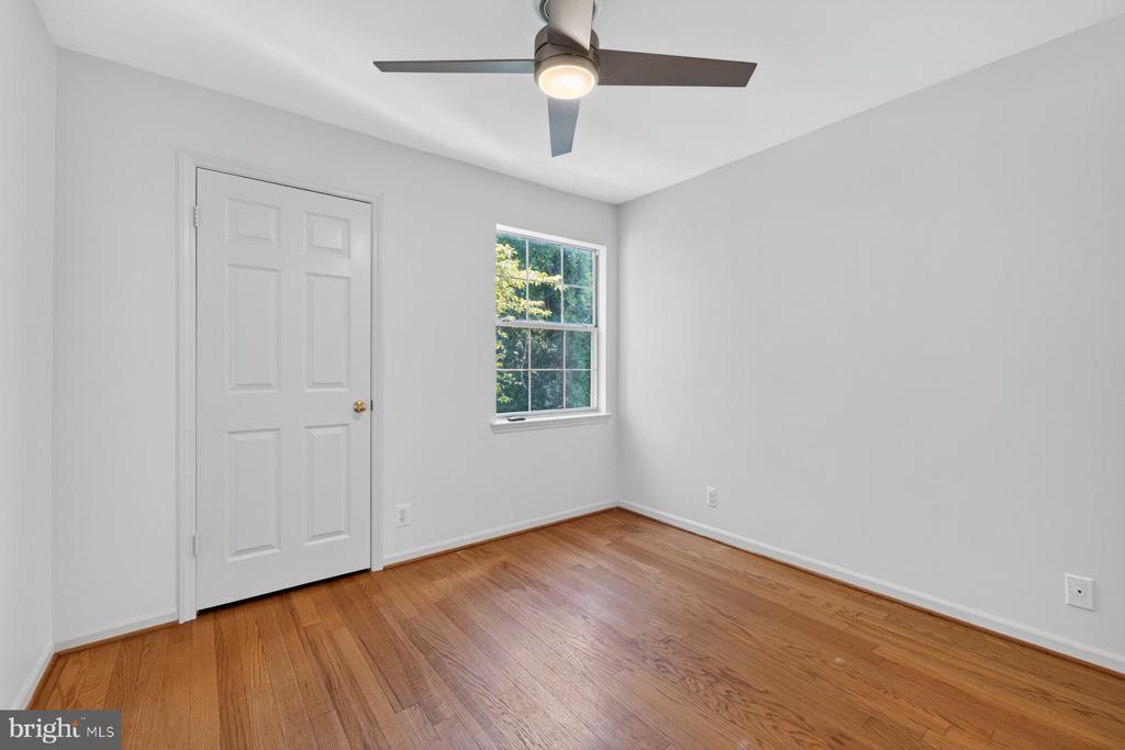 5818 INMAN PARK CIRCLE Unit: 210