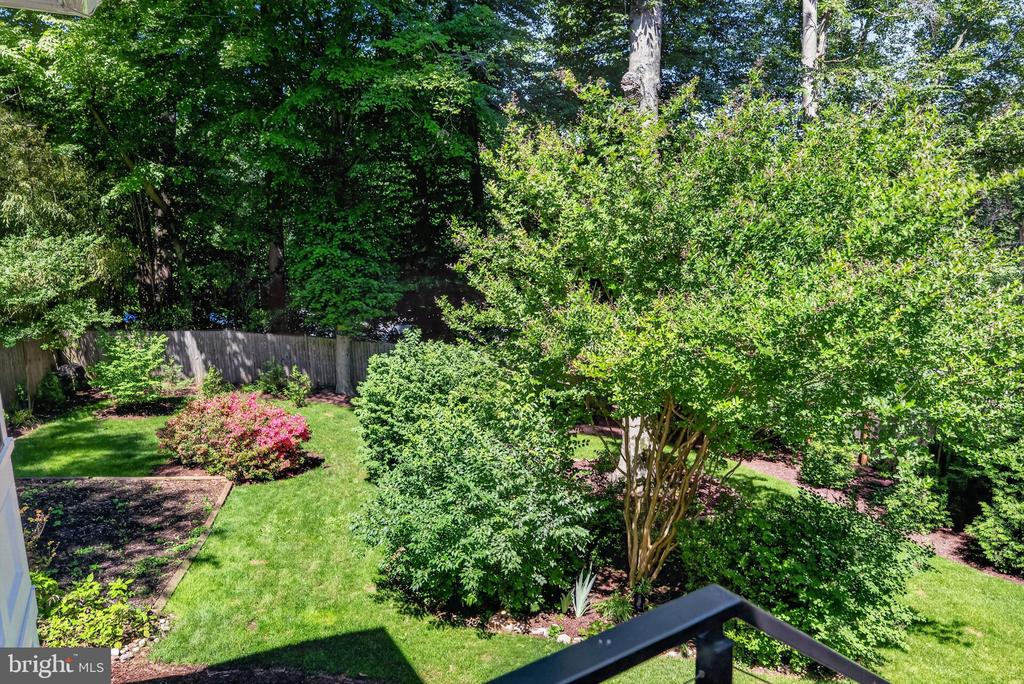 6430 KENHOWE DRIVE