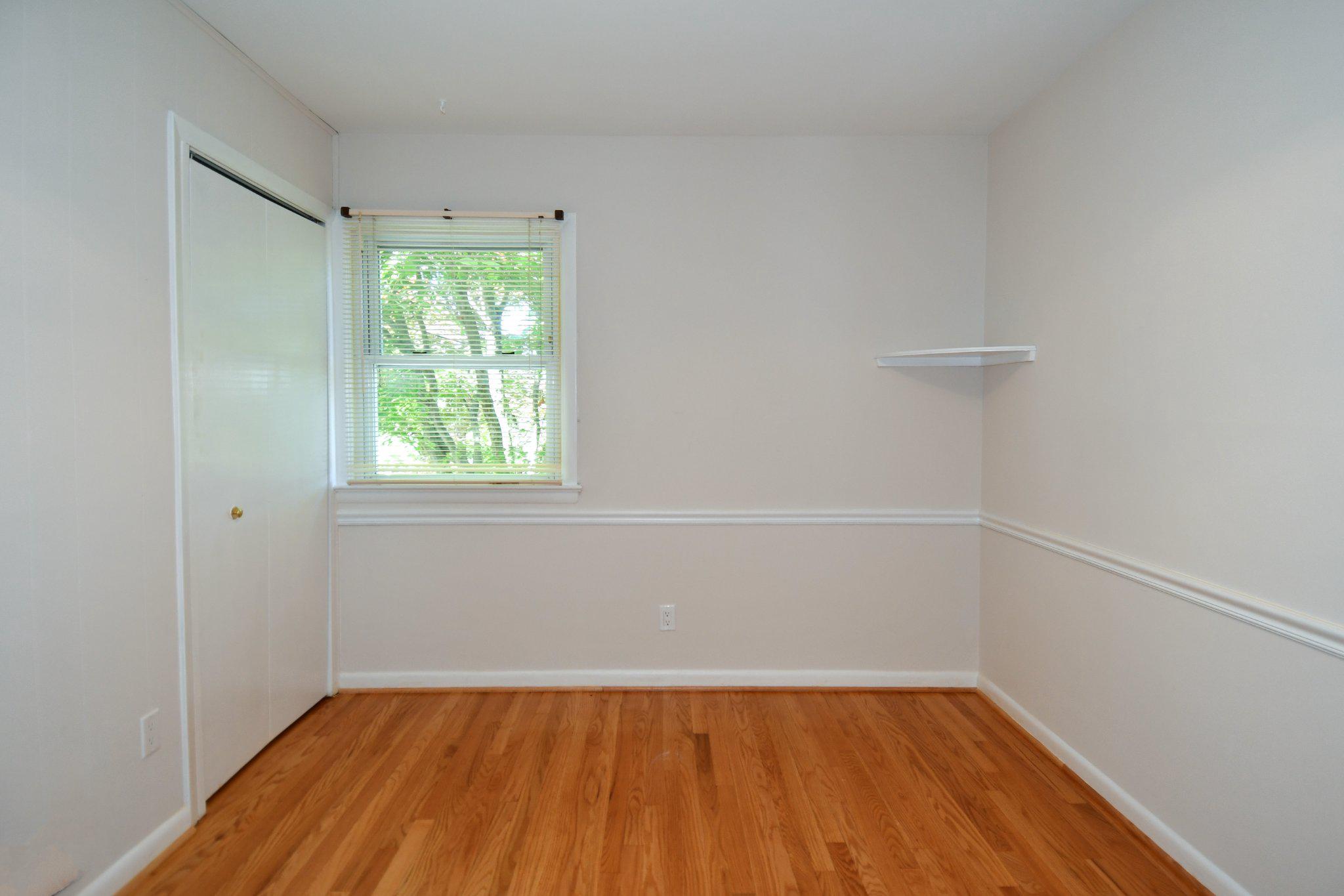 407 ANDERSON AVENUE