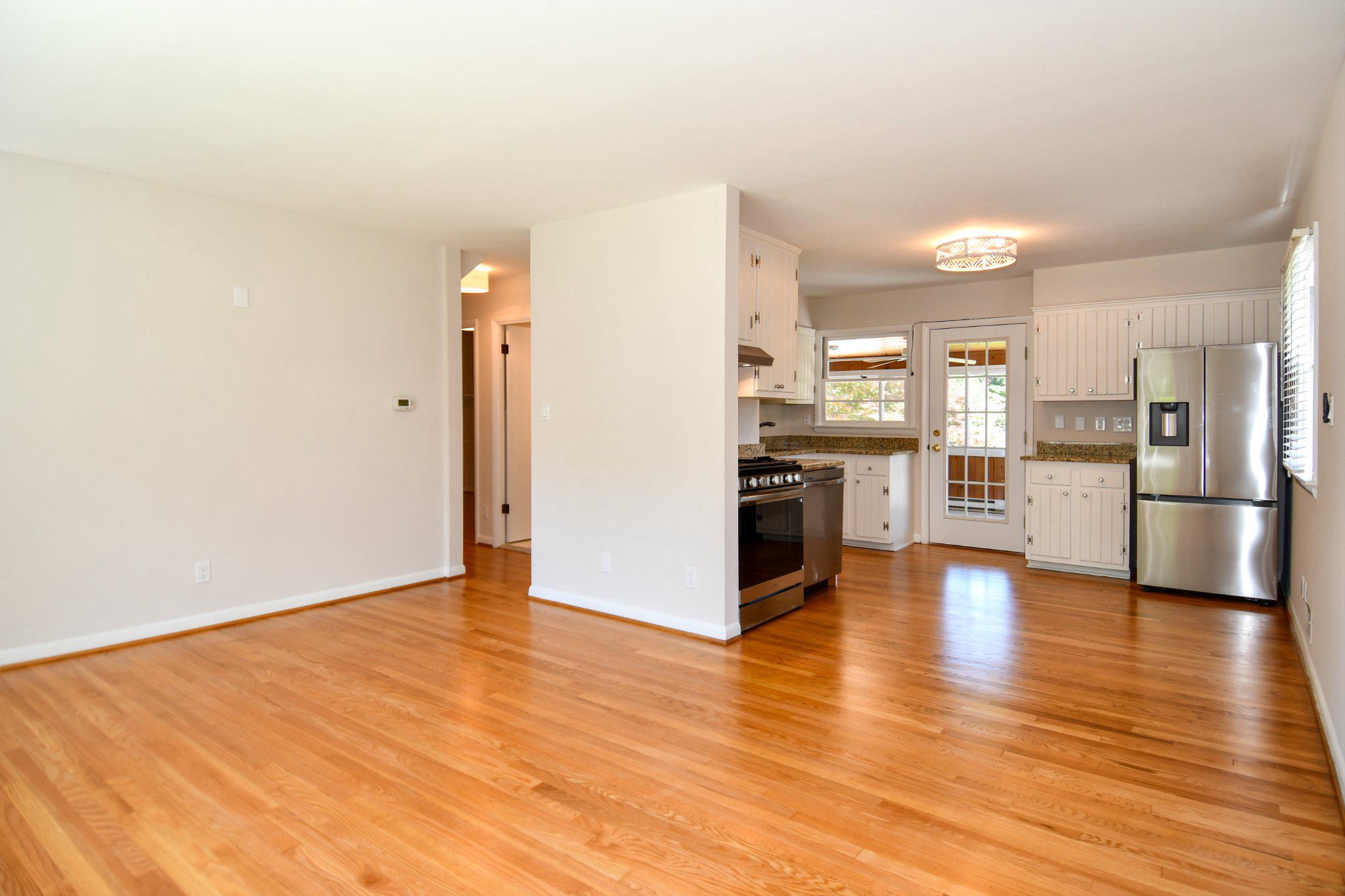 407 ANDERSON AVENUE