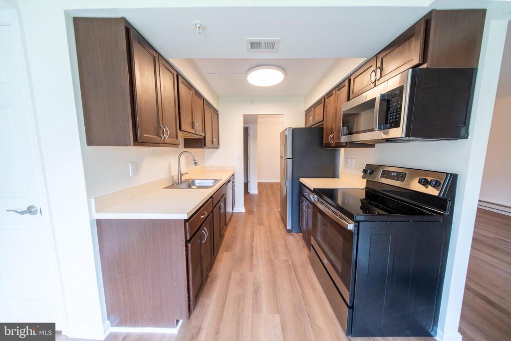 15210 ELKRIDGE WAY Unit: 91-2J