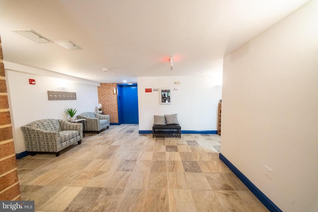 15210 ELKRIDGE WAY Unit: 91-2J