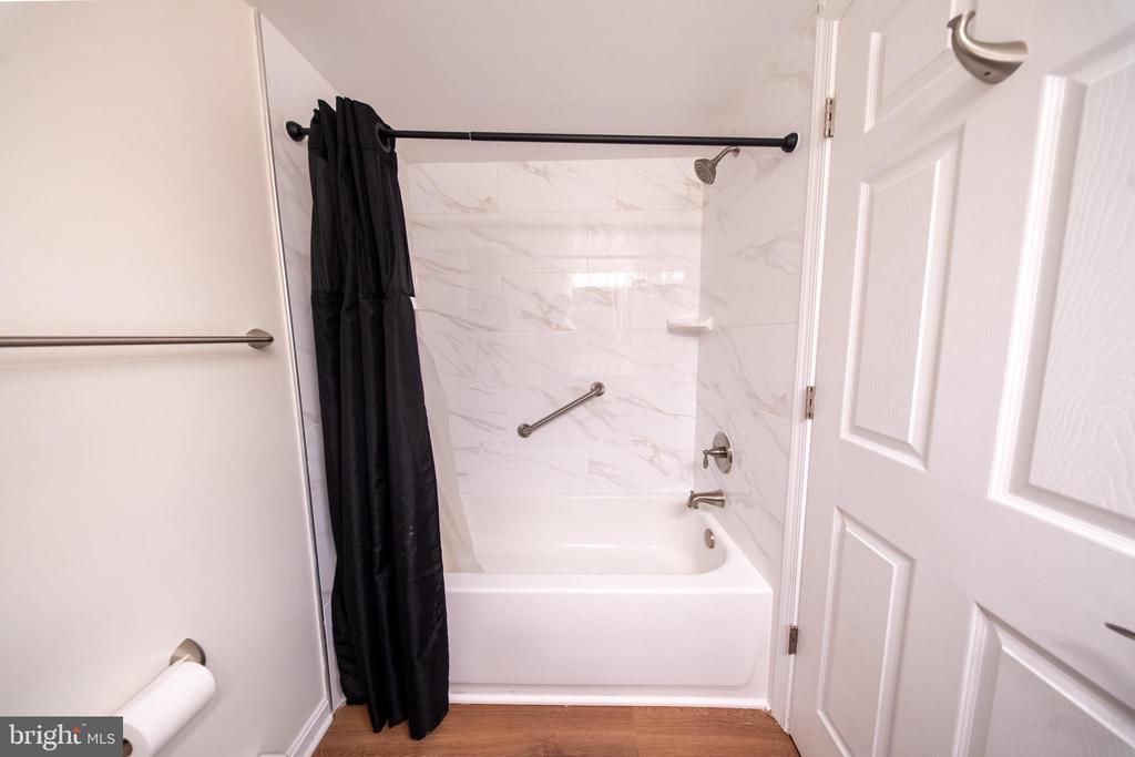 15210 ELKRIDGE WAY Unit: 91-2J