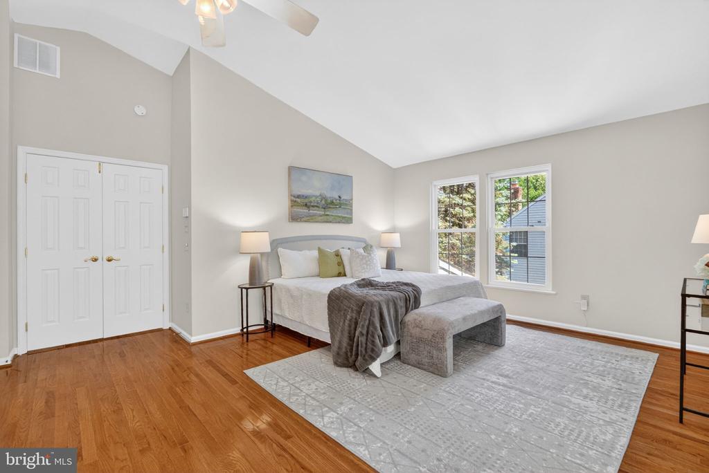 13435 FAIRLAND PARK DRIVE