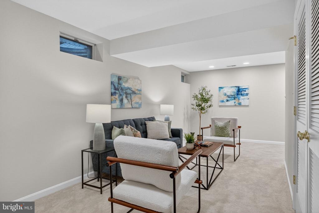 13435 FAIRLAND PARK DRIVE