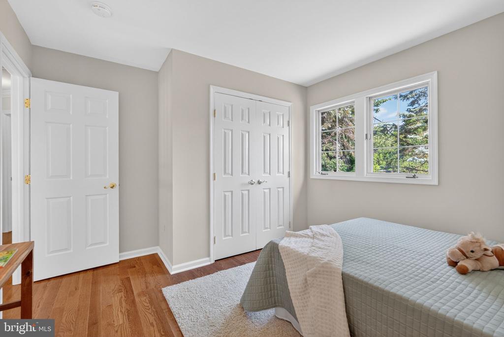13435 FAIRLAND PARK DRIVE