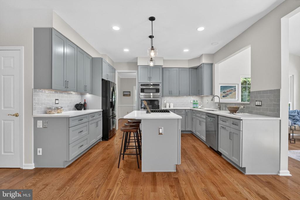 13435 FAIRLAND PARK DRIVE