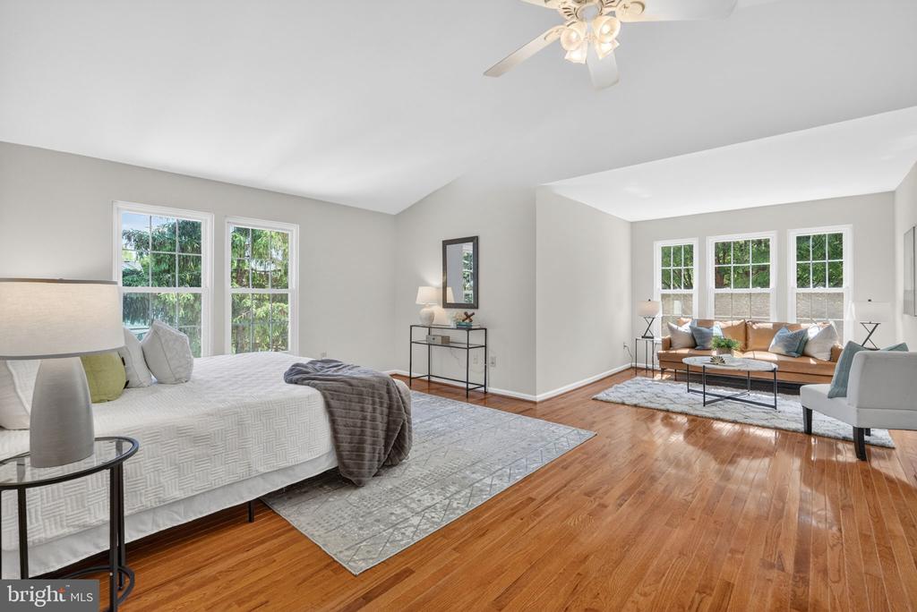 13435 FAIRLAND PARK DRIVE