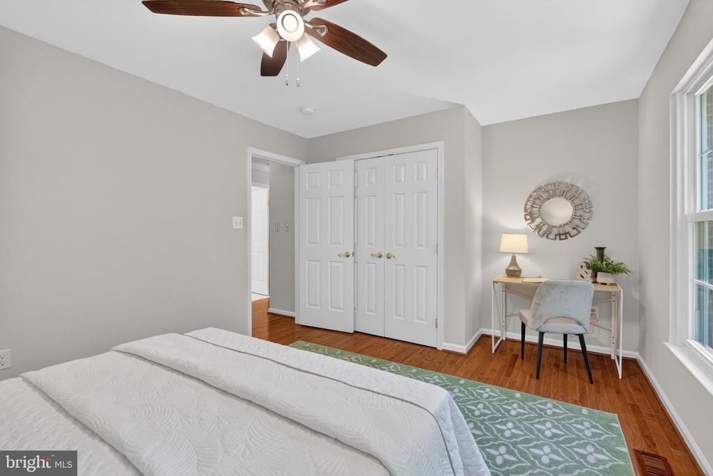 13435 FAIRLAND PARK DRIVE