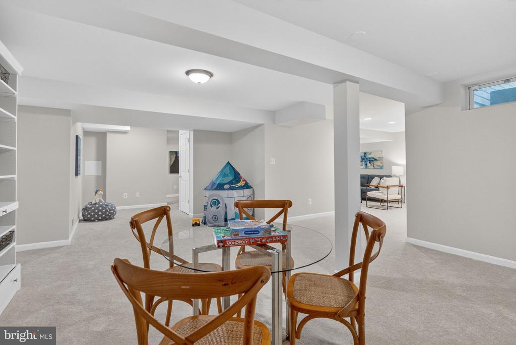 13435 FAIRLAND PARK DRIVE