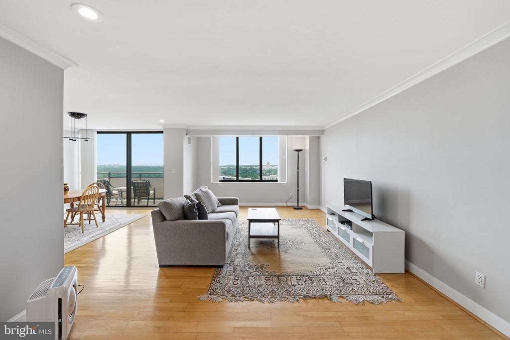 5225 POOKS HILL ROAD Unit: 1819N