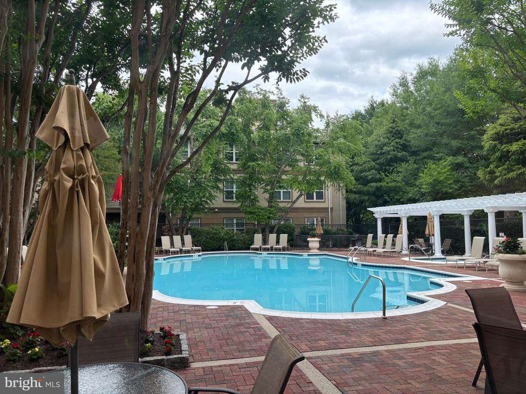 11800 OLD GEORGETOWN ROAD Unit: 1407
