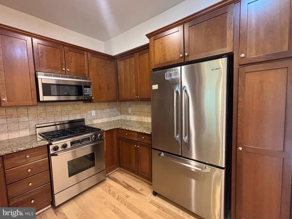 11800 OLD GEORGETOWN ROAD Unit: 1407