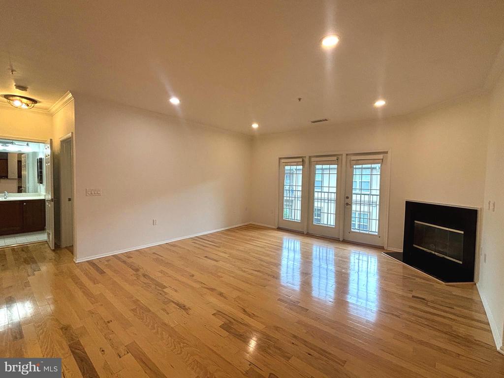 11800 OLD GEORGETOWN ROAD Unit: 1407
