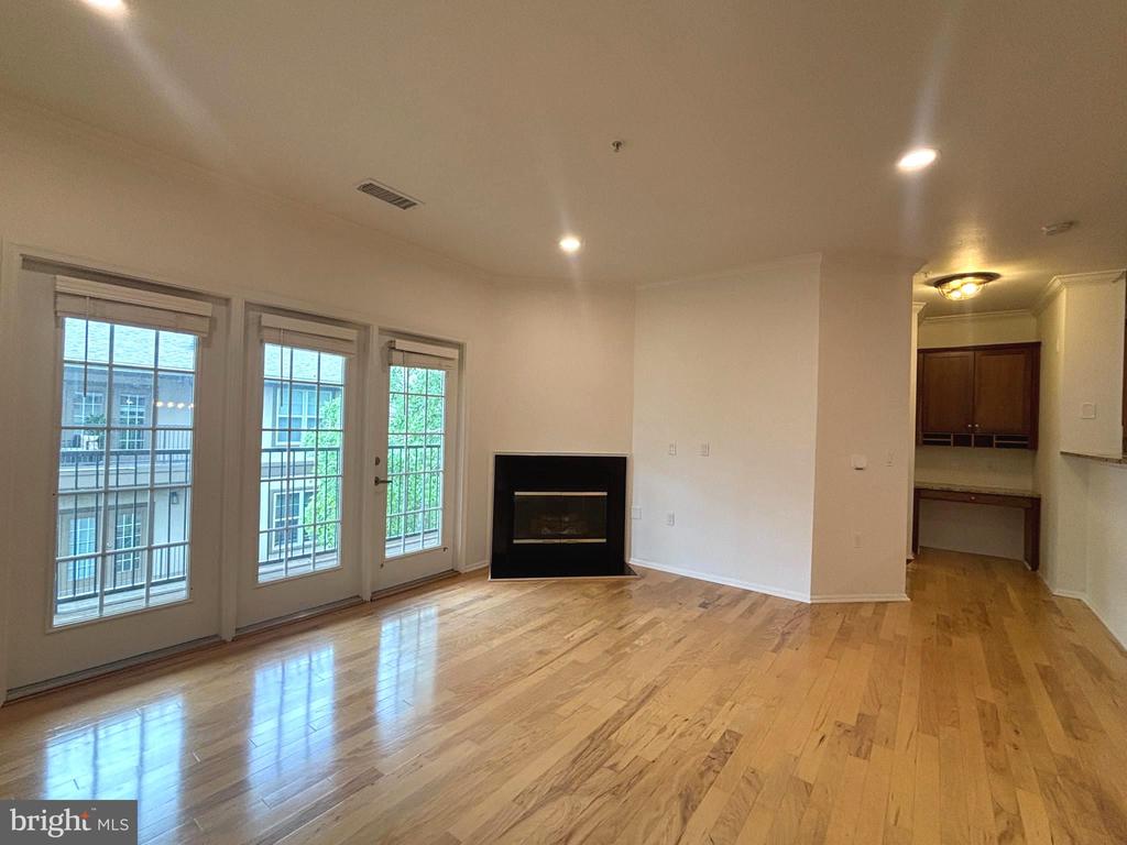 11800 OLD GEORGETOWN ROAD Unit: 1407