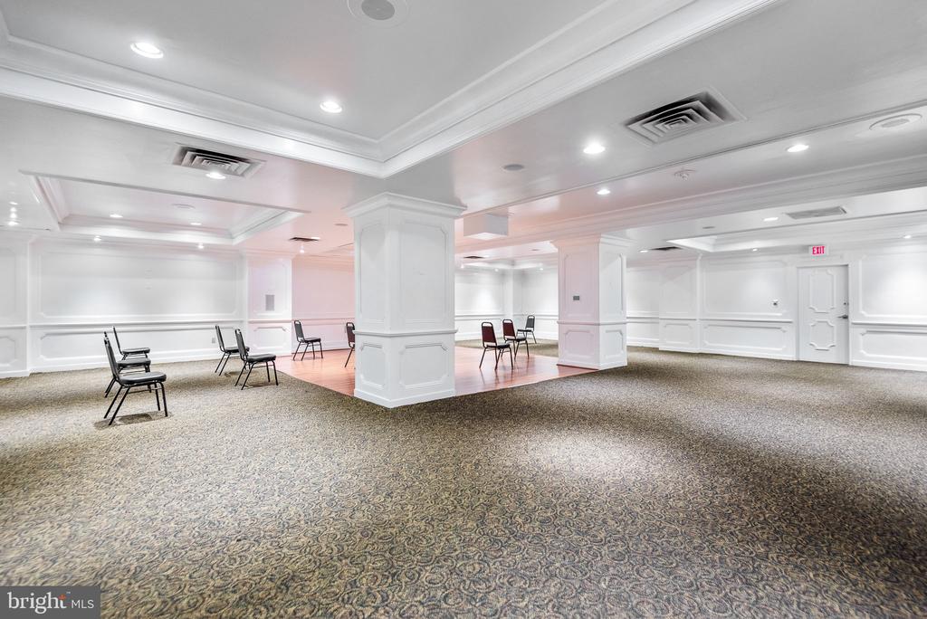 5225 POOKS HILL ROAD Unit: 1211S