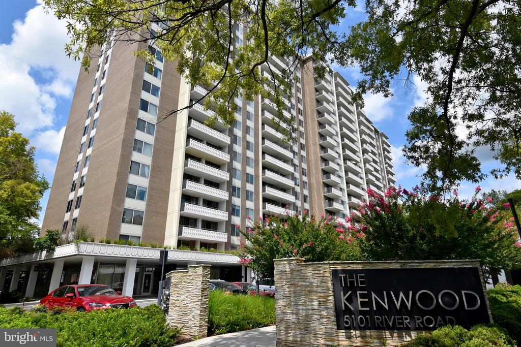 5101 RIVER ROAD Unit: 712