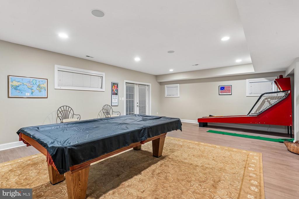 5114 WESSLING LANE