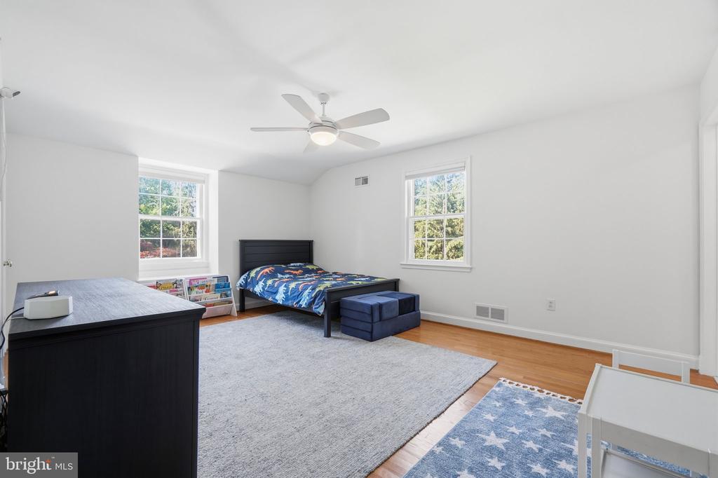 10904 STANMORE DRIVE