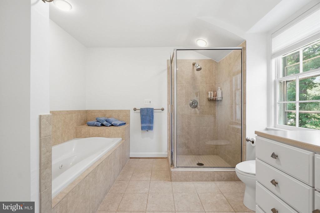10904 STANMORE DRIVE