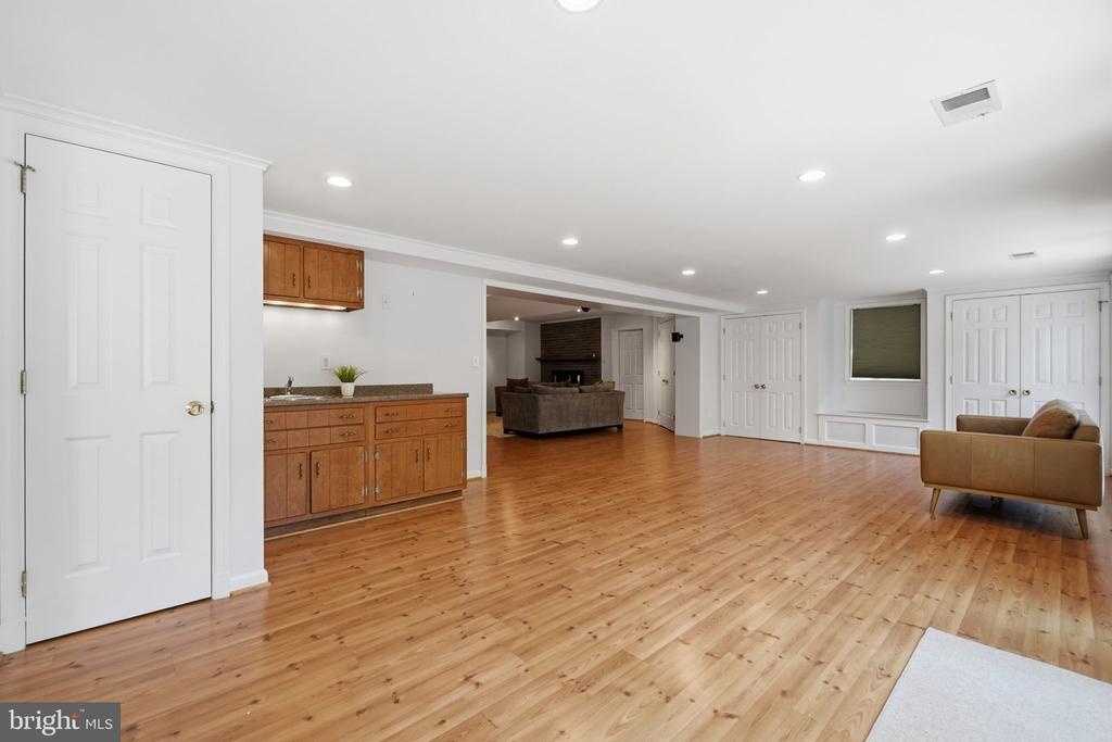 10904 STANMORE DRIVE