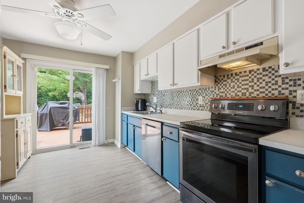 15008 PINE TOP LANE