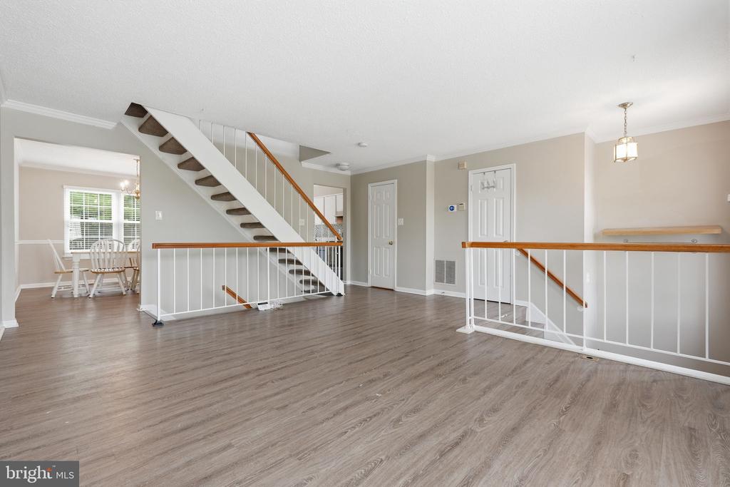 15008 PINE TOP LANE