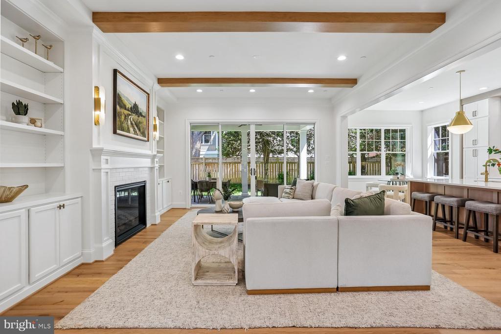 4807 DERUSSEY PARKWAY