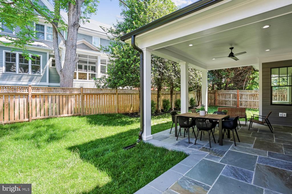 4807 DERUSSEY PARKWAY