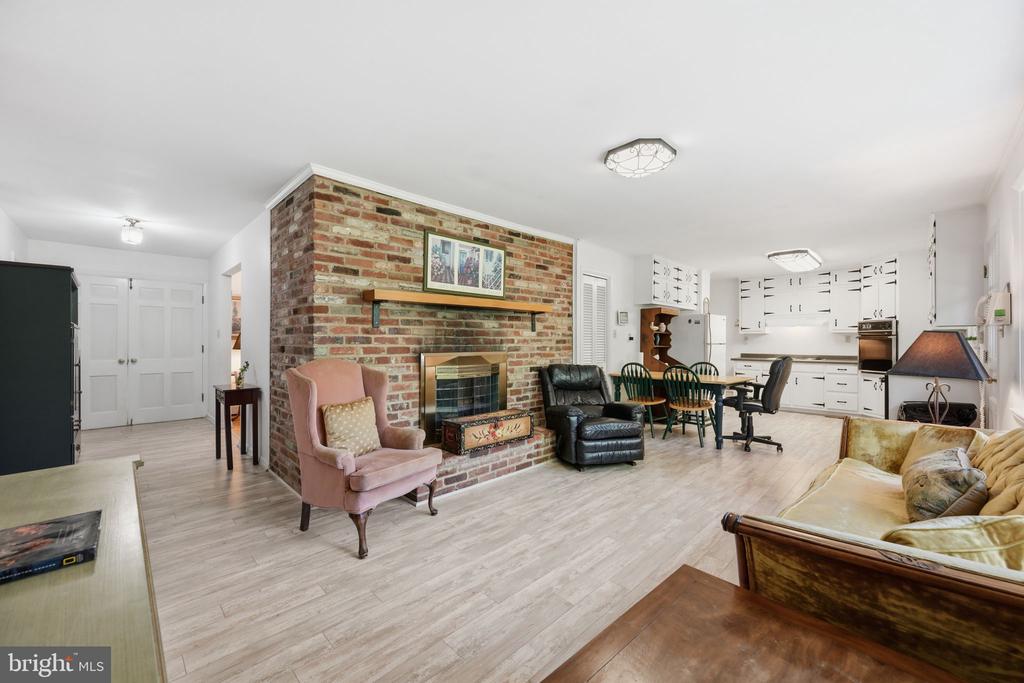 12201 GREENRIDGE