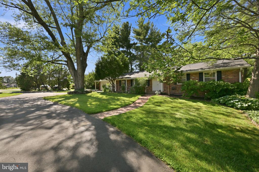 12201 GREENRIDGE