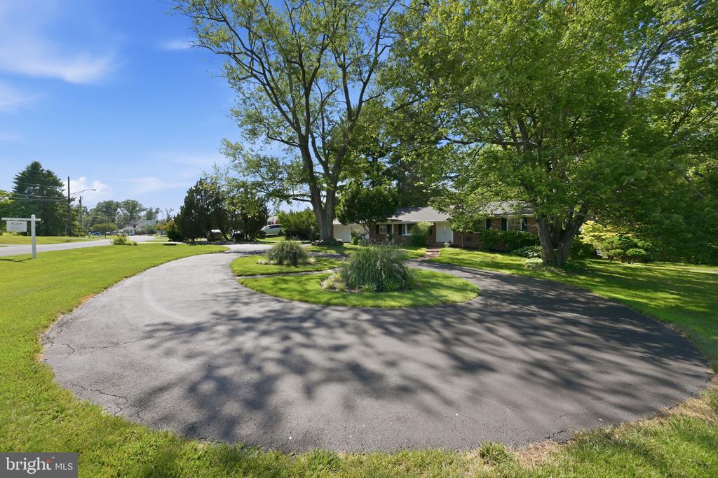 12201 GREENRIDGE
