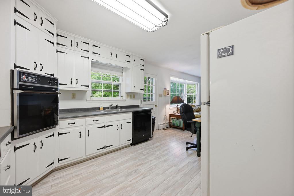 12201 GREENRIDGE