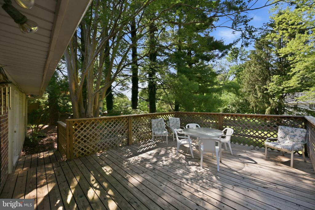 12201 GREENRIDGE