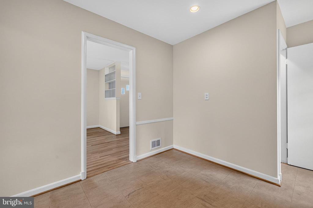 3505 KENSINGTON COURT