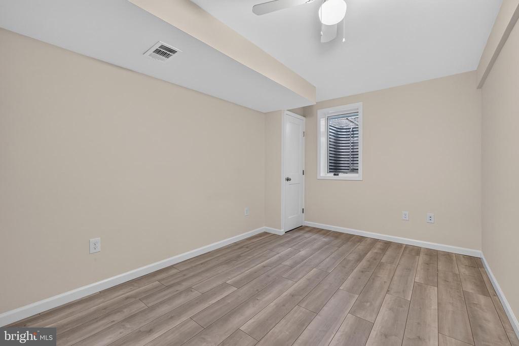 3505 KENSINGTON COURT