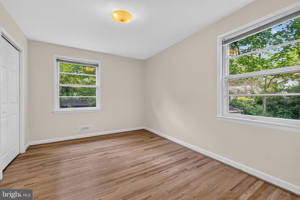 3505 KENSINGTON COURT