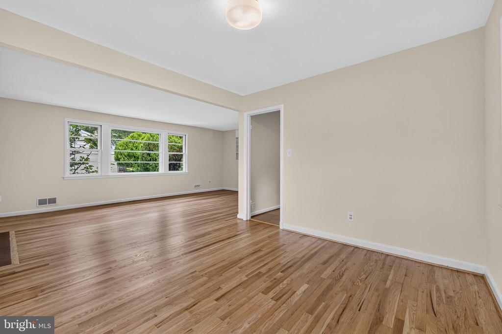 3505 KENSINGTON COURT