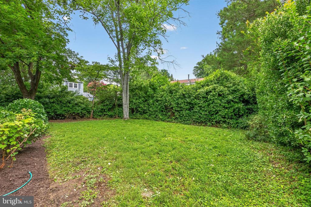 3505 KENSINGTON COURT
