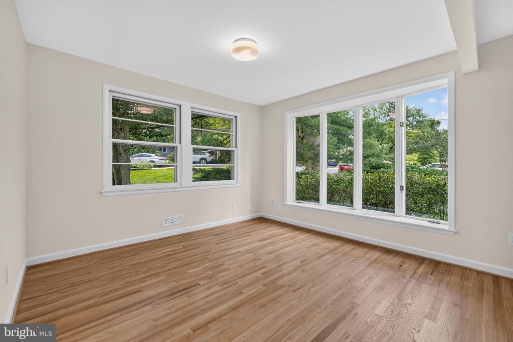 3505 KENSINGTON COURT