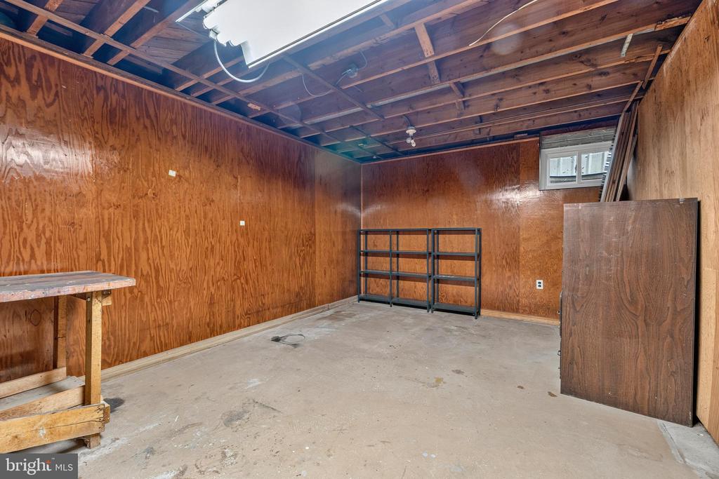 3505 KENSINGTON COURT