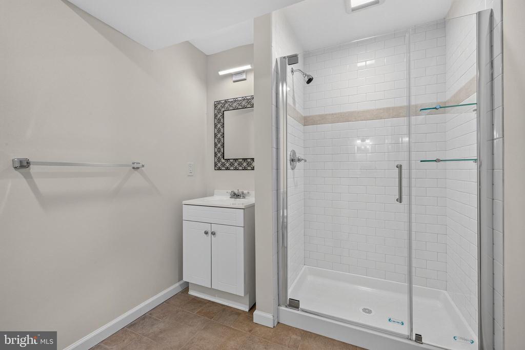 3505 KENSINGTON COURT