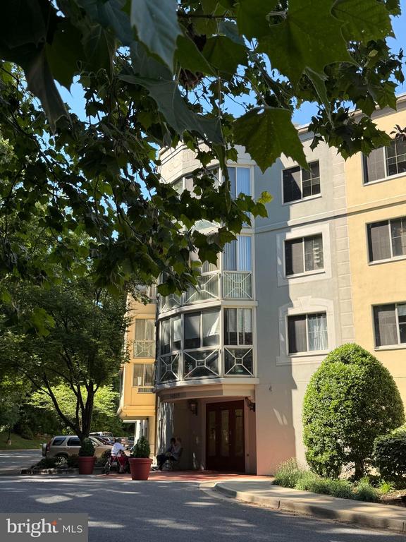14809 PENNFIELD CIRCLE Unit: 214