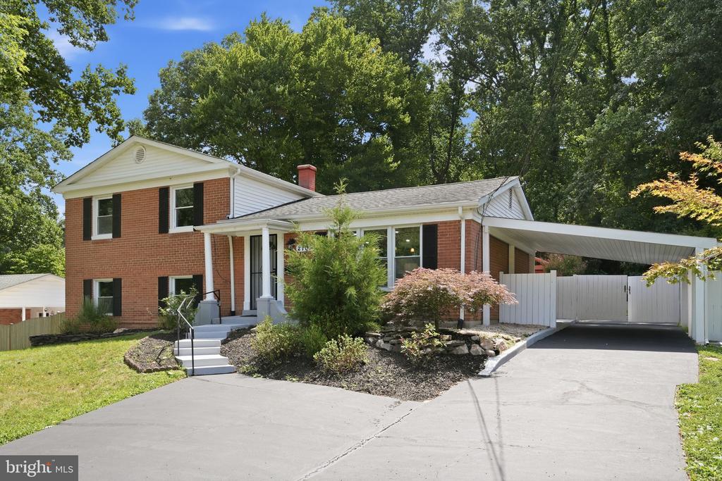 2704 WELLER ROAD