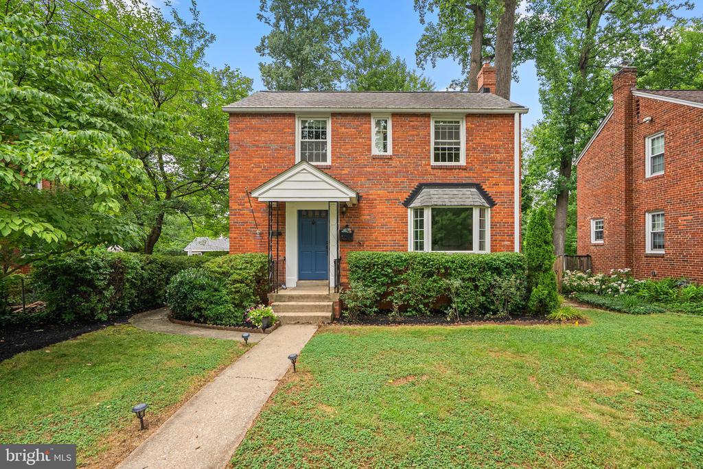 1111 MEURILEE LANE